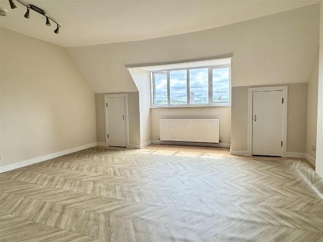 Shenley Road, Borehamwood WD6, 5 bed property to rent, £2,500 pcm | PrimeLocation