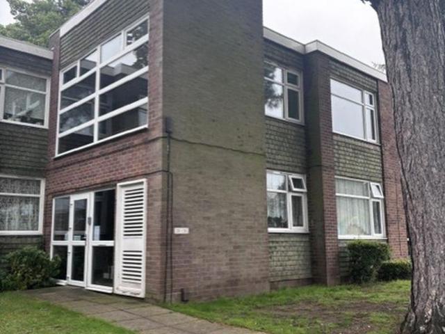 Shenstone Court, Wolverhampton 2 bed apartment to rent £900 pcm £208 pw