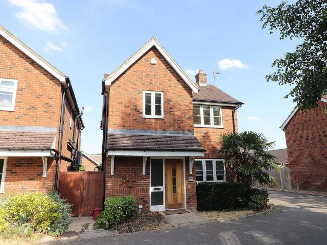 Shephall Green, Stevenage SG2, 3 bed detached house to rent, £1,950 pcm | PrimeLocation