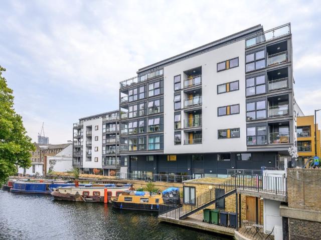Shepherdess Walk, London N1, 1 bed flat to rent, £2,600 pcm | PrimeLocation