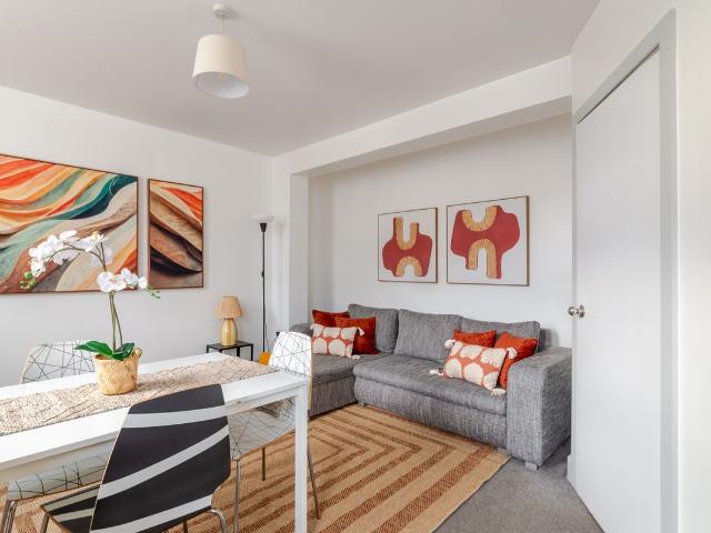 Shepherds Bush Road, London W6, 1 bed flat to rent, £2,200 pcm | PrimeLocation