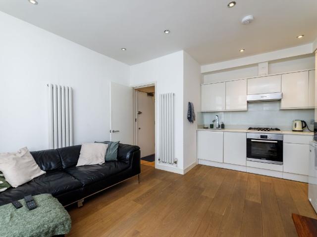 Shepherds Bush Road, London W6, 1 bed flat to rent, £2,250 pcm | PrimeLocation