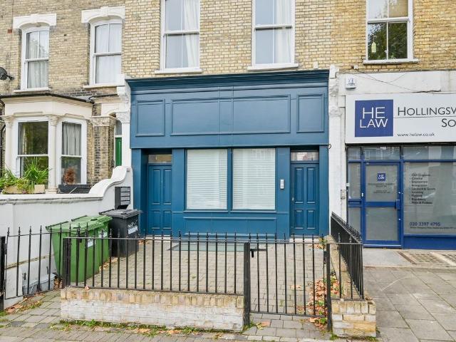 Shepherds Bush Road, Shepherd's Bush W6, 3 bed flat to rent, £4,500 pcm | PrimeLocation
