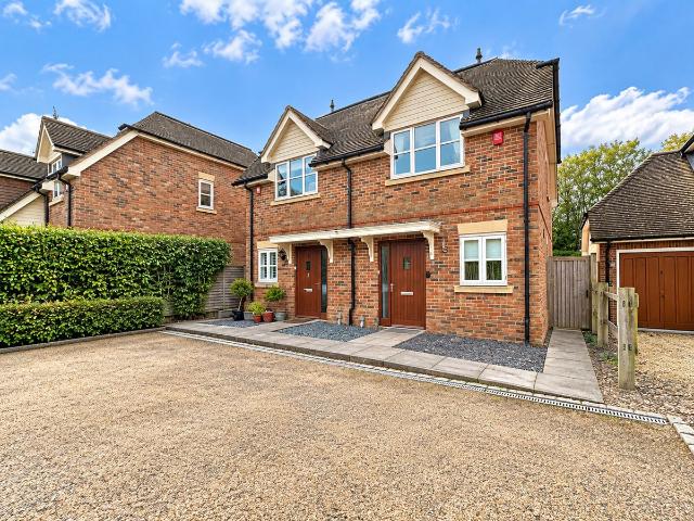 Shepherds Walk, Basingstoke RG23, 2 bed semi detached house to rent, £1,395 pcm | PrimeLocation
