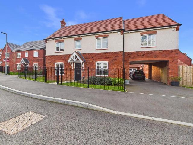 Sheppard Drive, Oadby, Leicester 4 bed detached house to rent £2,300 pcm £531 pw