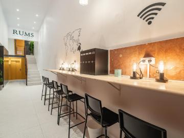 SHEPPARTON: NEWLY RENOVATED APARTMENT RESIDENCE