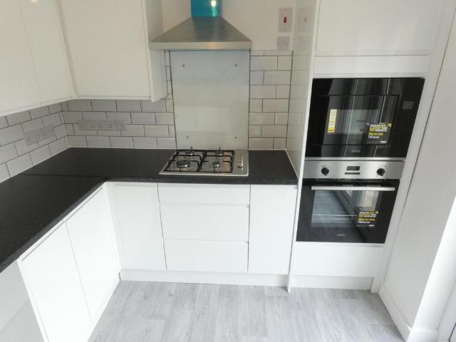 Sheppey Road, Beacontree RM9 2 bed terraced house to rent £1,850 pcm £427 pw