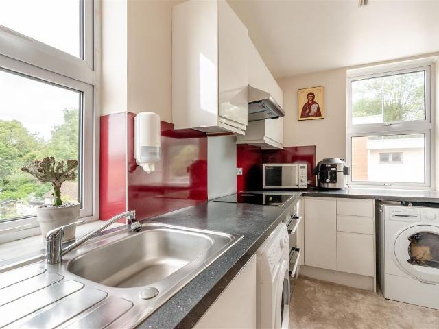 Sheraton House, Chorleywood WD3, 1 bed flat to rent, £1,250 pcm | PrimeLocation