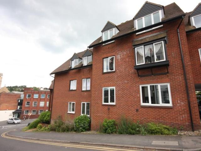 Sherborne Court, The Mount, Guildford GU2, 1 bed flat to rent, £1,295 pcm | PrimeLocation