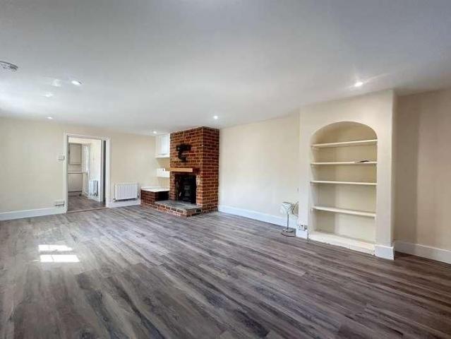 Sherborne St. John, Nr Basingstoke, RG24