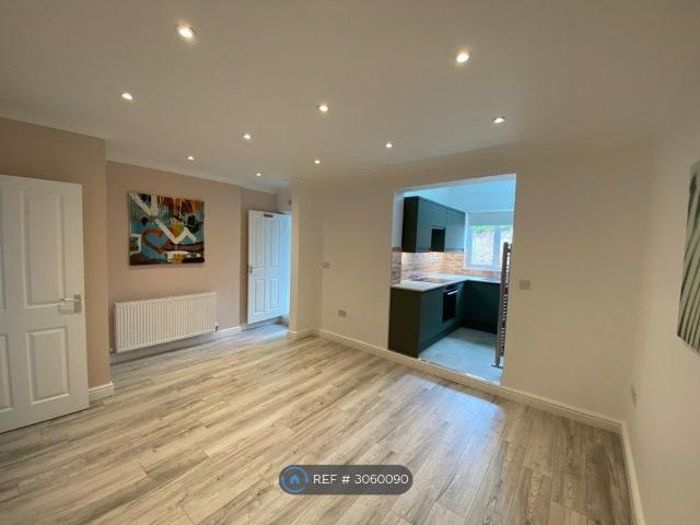 Sherbrooke Road, Nottingham NG5, 1 bed flat to rent, £985 pcm | PrimeLocation