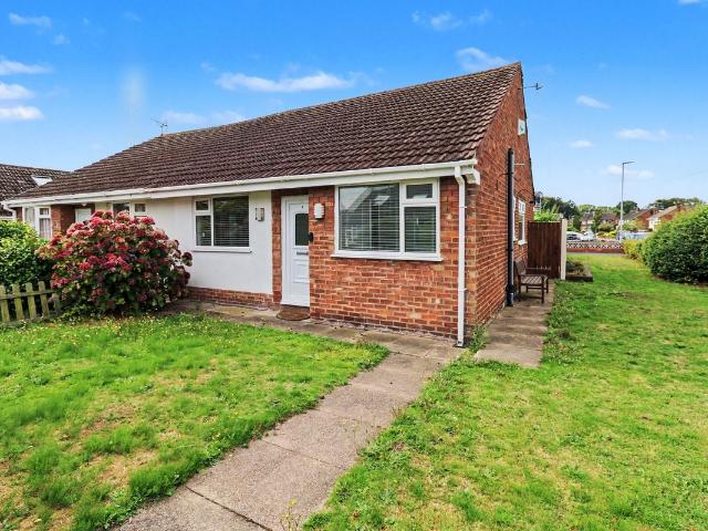 Sheri Drive, Newton Le Willows WA12, 2 bed semi detached bungalow to rent, £995 pcm | PrimeLocation