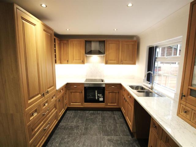 Sheriff Highway, Hedon HU12, 2 bed property to rent, £800 pcm | PrimeLocation