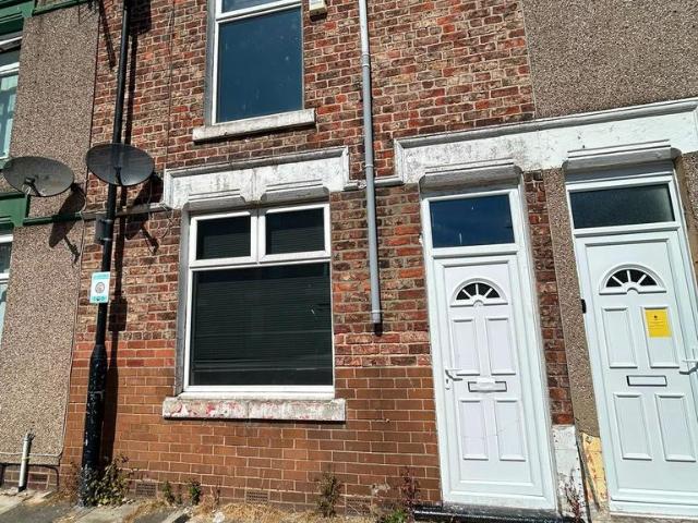 Sheriff Street, Hartlepool 2 bed terraced house to rent £500 pcm £115 pw