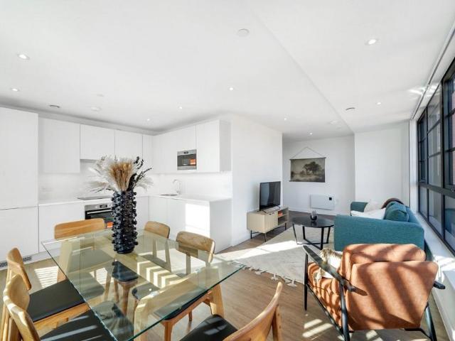 Sherlock Street, Birmingham B5 2 bed flat to rent £1,450 pcm £335 pw