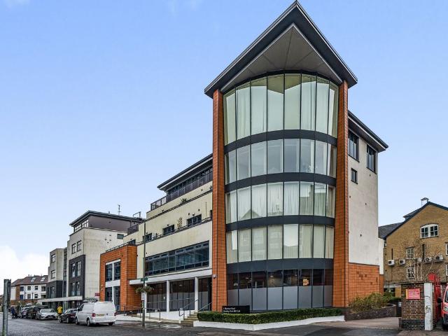 Sherman Road, Bromley BR1, 2 bed flat to rent, £1,850 pcm | PrimeLocation