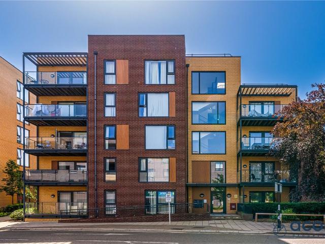 Sherrans House, 70 Grove Park, London NW9, 3 bed flat to rent, £2,750 pcm | PrimeLocation