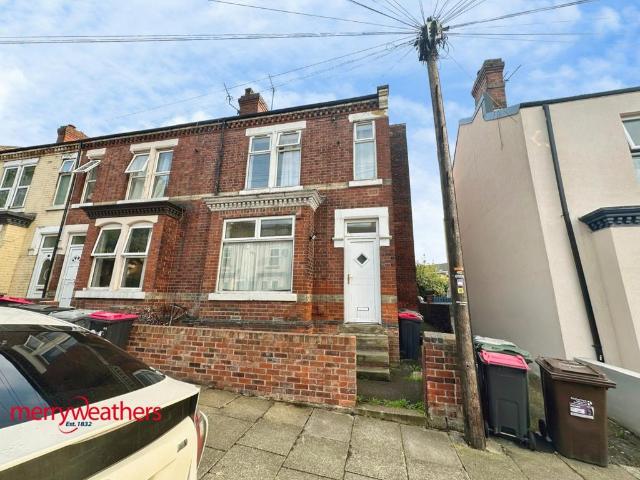 Sherwood Crescent, Rotherham 3 bed end of terrace house to rent £1,100 pcm £254 pw