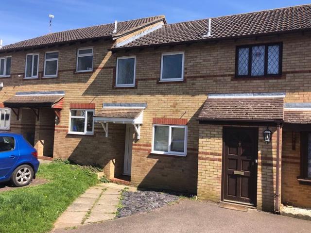 Sherwood Drive, Daventry NN11, 2 bed terraced house to rent, £925 pcm | PrimeLocation