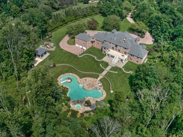 Sherwood Farm Rd, Far Hills, Home For Sale