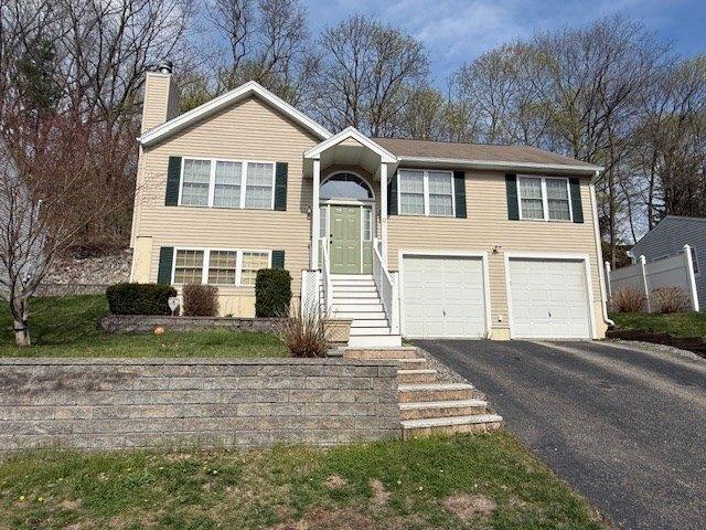 Sherwood Rd, Worcester, Home For Sale