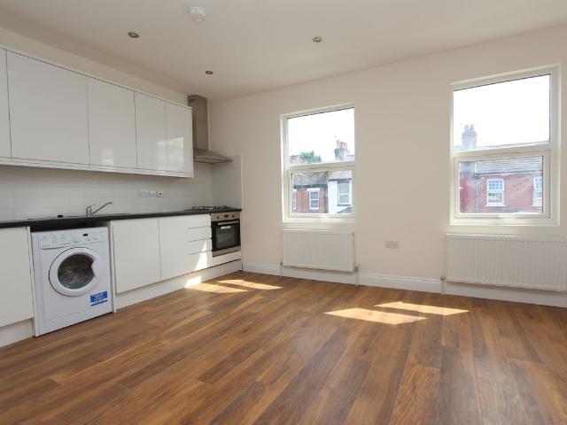 Sherwood Road, Harrow HA2, 3 bed flat to rent, £1,900 pcm | PrimeLocation