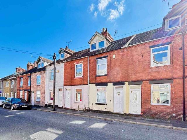 Sherwood Road, Sutton In Ashfield NG17, 2 bed terraced house to rent, £725 pcm | PrimeLocation
