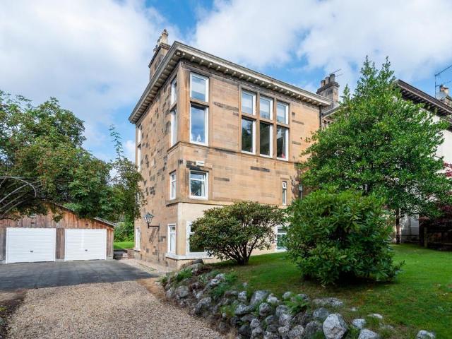 Shields Road, Glasgow, G41 1 bed flat to rent £950 pcm £219 pw