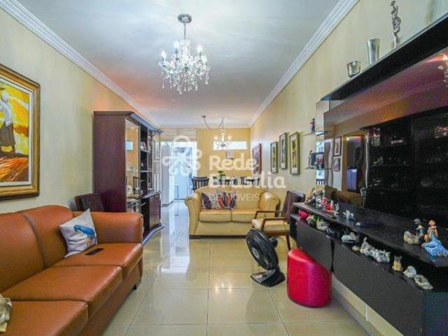 Shigs 711, Casa toda reformada à venda, Asa Sul, Brasília, DF