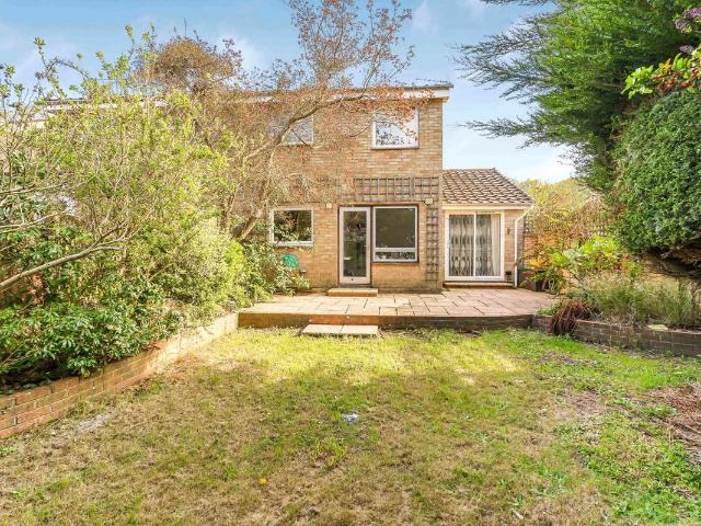 Shilburn Way, Woking, Surrey GU21, 3 bed semi detached house to rent, £2,100 pcm | PrimeLocation