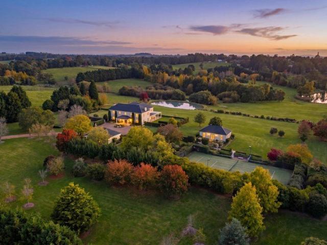 Shillingford, A Private Estate Of Symmetry And Space