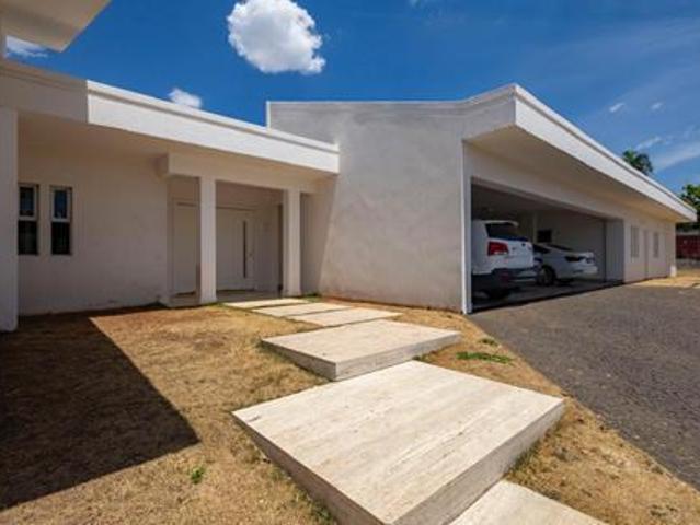 SHIN QI 11 Conjunto 10 CASA TÉRREA DE ALTO PADRÃO | PONTA SECA