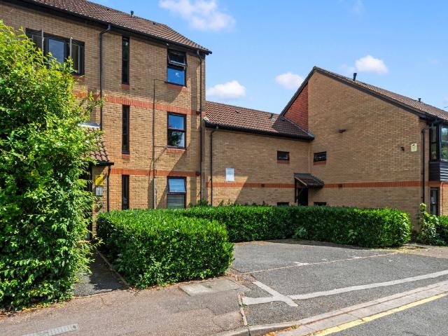 Shinners Close SE25, Studio to rent, £1,100 pcm | PrimeLocation