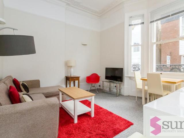 Ship Street, Brighton, East Sussex 1 bed apartment to rent £1,300 pcm £300 pw