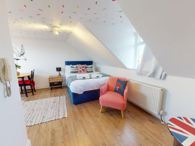 Ship Street, City Centre, Brighton BN1, Studio to rent, £1,250 pcm | PrimeLocation