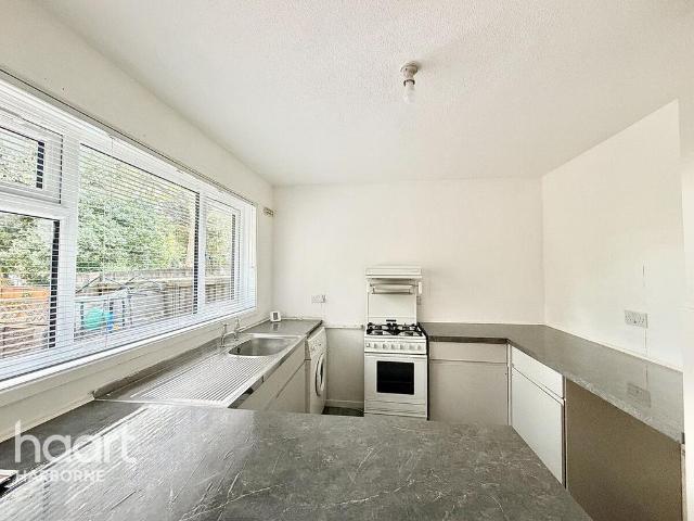 Shipbourne Close, Birmingham 3 bed terraced house to rent £1,250 pcm £288 pw