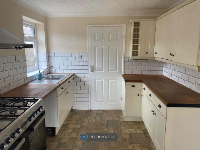 Shipbourne Road, Tonbridge TN10, 3 bed semi detached house to rent, £1,950 pcm | PrimeLocation