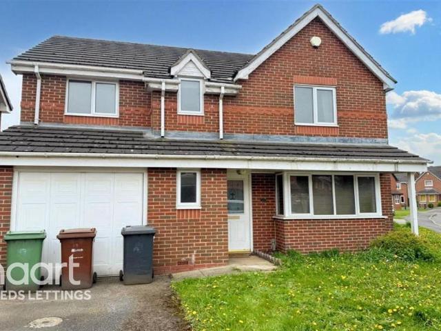 Shire Road, Morley 4 bed detached house to rent £1,900 pcm £438 pw