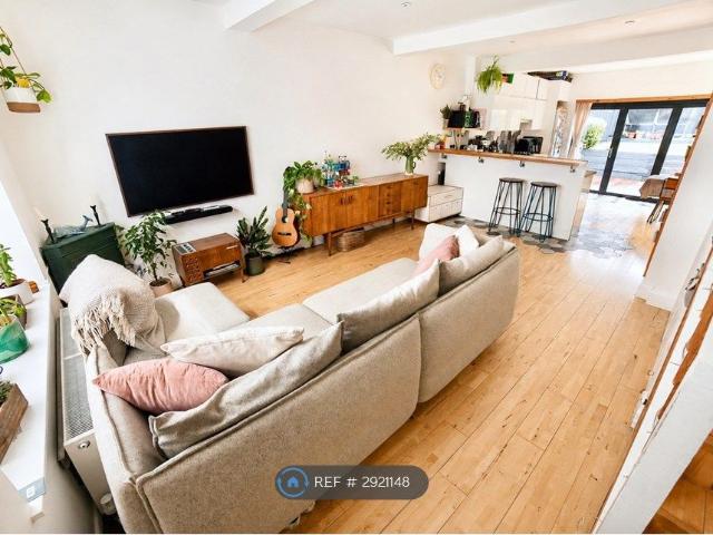 Shirebrook Road, London SE3, 3 bed end terrace house to rent, £2,750 pcm | PrimeLocation