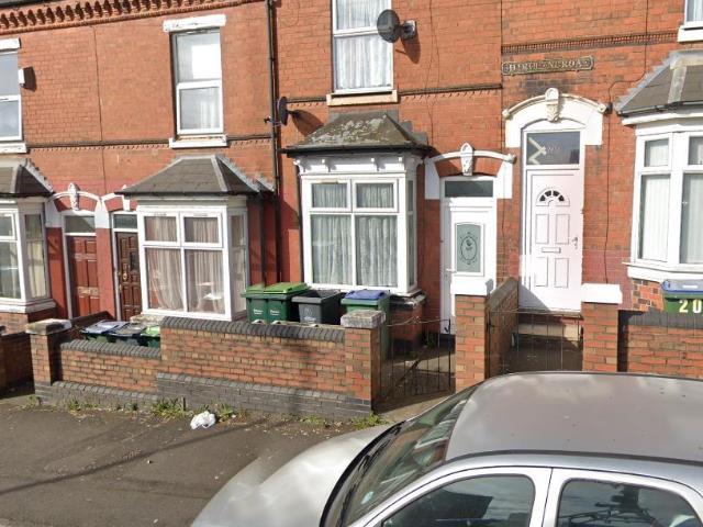 Shireland Road, Smethwick, B66 2 bed property to rent £1,015 pcm £234 pw