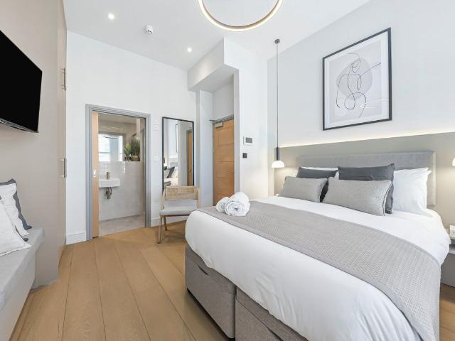 Shirland Road, Maida Hill W9, Studio to rent, £1,950 pcm | PrimeLocation
