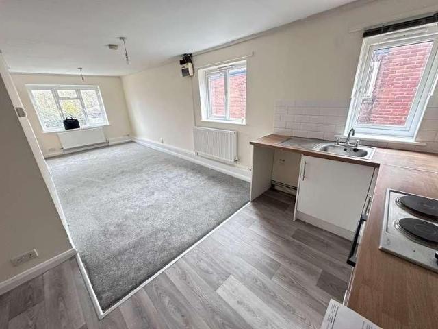 Shirley Road, Shirley, Southampton, SO15