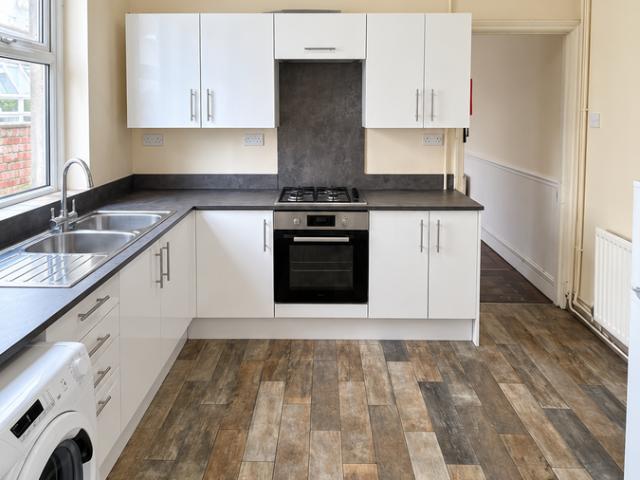 Shirley Road, Roath CF23, 5 bed terraced house to rent, £2,675 pcm | PrimeLocation
