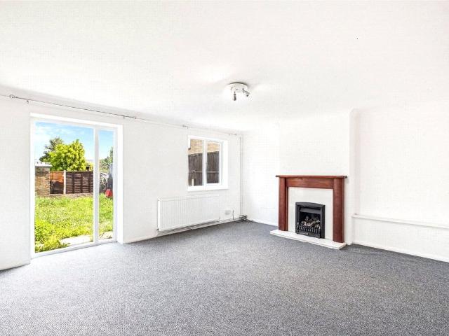 Shirley Street, Canning Town, London E16, 3 bed terraced house to rent, £2,700 pcm | PrimeLocation