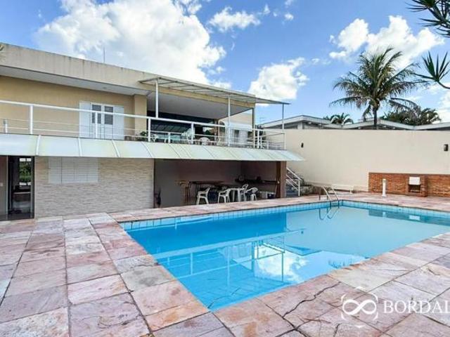 SHIS QI 17 Casa com 2 Pavimentos com 4 Quartos Lazer Completo