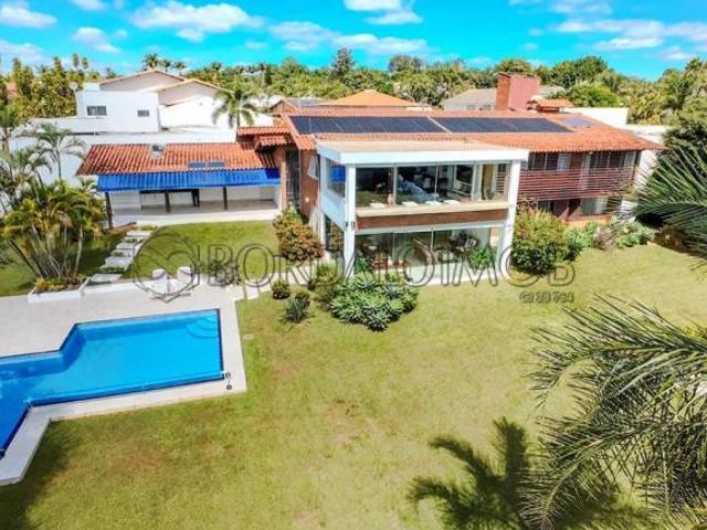 SHIS QI 19 Casa Colonial Com 4 Quartos terreno 3800m² Ponta seca Aceita Financiamento
