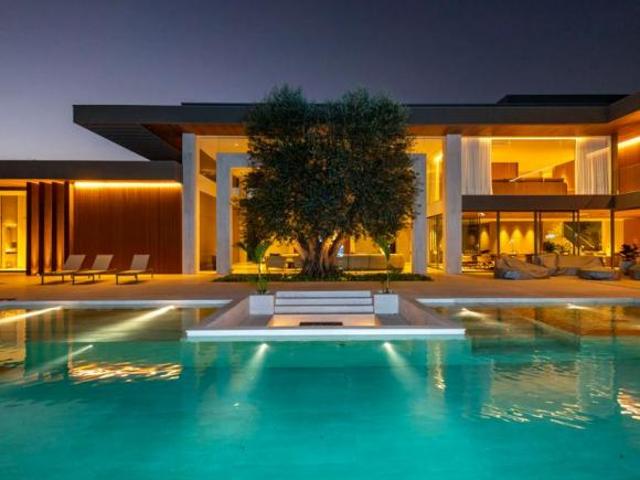 SHIS QI 5 – CASA OLIVEIRA – CASA EM CHÁCARA NO MELHOR ENDEREÇO DO BRASIL