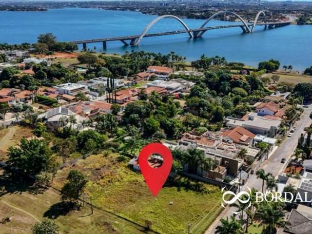 SHIS QL 26 Lote de Esquina na QL 26 com Vista para a Ponte JK com habite se