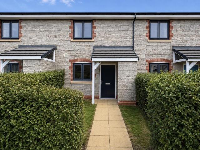 Shrub Leaze, Bristol, BS34 4 bed property to rent £2,750 pcm £635 pw