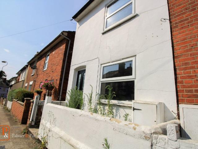 Shrubland Road, Colchester, Essex CO2, 2 bed terraced house to rent, £1,100 pcm | PrimeLocation